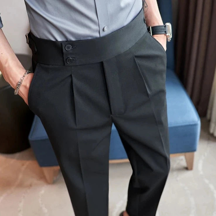 Gurkha Straight Fit Pleated Trousers | Black